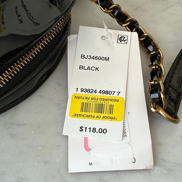 Betsey Johnson Black and Gold Heart Phone Bag - Picture 8 of 10